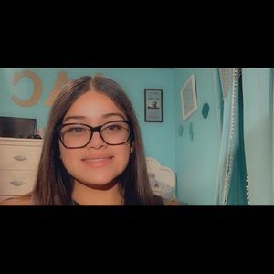 Meet your Posher, Allissa